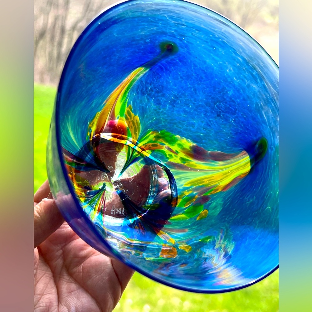 RARE 2015 Hand-blown Kitras Art Glass 5” 🌈Rainbow swirl  Bowl 🌈
